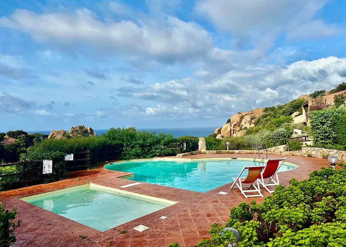 Апарт-отель Isa-residence With Swimming-pool In Costa Paradiso, 6 Beds With Private Outdoor Area 3*