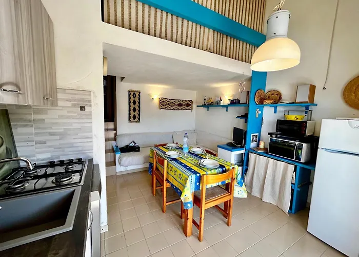 Isa-residence With Swimming-pool In Costa Paradiso, 6 Beds With Private Outdoor Area Апарт-отель Коста-Парадисо